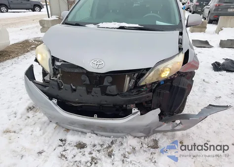 2011 Toyota Sienna Le V6 from USA, damaged, VIN 5TDKK3DC5BS025940